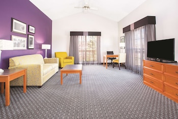 Deluxe Suite, 1 King Bed, Non Smoking