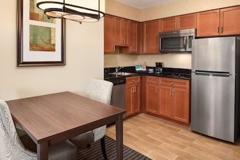 Suite, 1 King Bed, Non Smoking