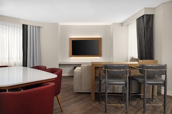 Premium Room, 1 King Bed