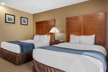 Standard Room, 2 Queen Beds, Non Smoking