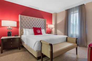 Premier Room, 1 King Bed