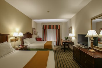 Standard Room, 2 Queen Beds (Two Queen Suite Non-Smoking)
