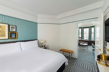 Deluxe Suite, 1 Double Bed, Smoking