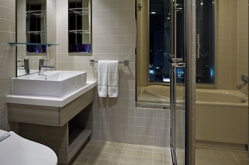 Deluxe , 2 beds , View Bath, Smoking
