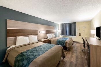 Standard Room, 2 Double Beds, Non Smoking