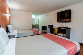 Deluxe Room, 2 Double Beds, Accessible, Smoking