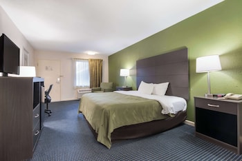 Standard Room, 1 King Bed, Smoking