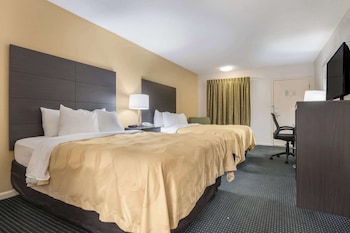 Standard Room, 2 Queen Beds, Smoking