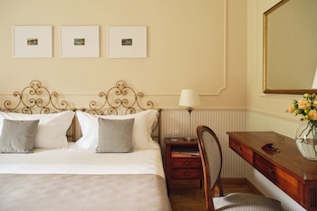 Premium Room, Balcony, Park View