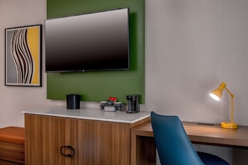 Suite, Multiple Beds (One Bedroom Two Queens)