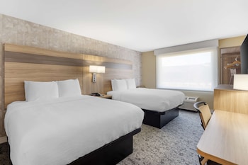 Standard Room, 2 Queen Beds, Non Smoking