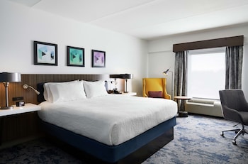 One King Bed, Accessible