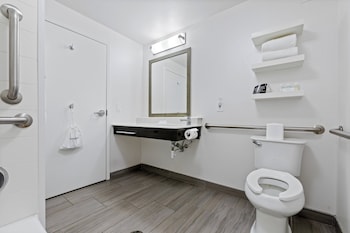 Deluxe Room, 1 King Bed, Non Smoking