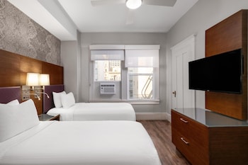 Standard Room, Multiple Beds, Non Smoking