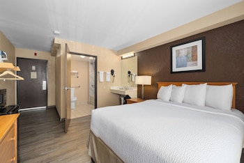 Room, 1 Queen Bed, Accessible, Non Smoking (Mobility/Hearing Impaired)