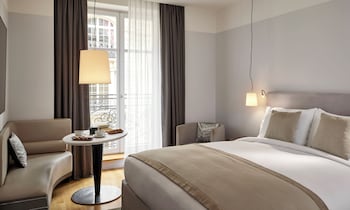 Luxury Room, 1 King Bed