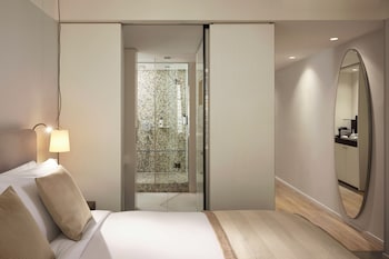 Luxury Room, 1 King Bed