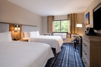 Standard Room, 2 Double Beds (Minifridge)