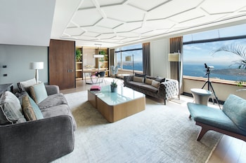 Presidential Suite, Sea View