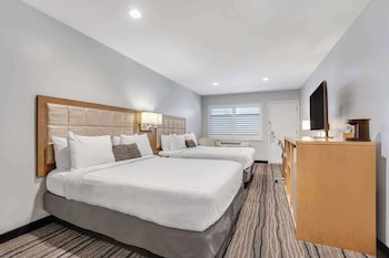 Standard Room, 2 Queen Beds, Non Smoking, Refrigerator & Microwave