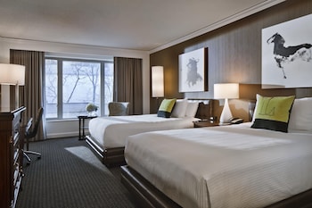 Room, 2 Double Beds (Parkway View Of Fountain)