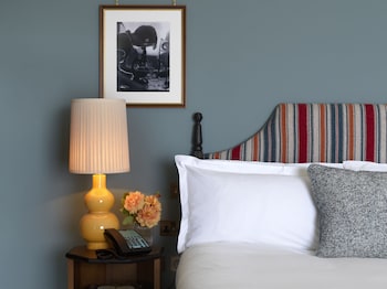 Suite, 1 King Bed, Park View (Terrace)