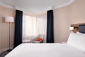 Suite, 1 King Bed