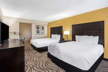Room, 2 Queen Beds, Accessible, Non Smoking (Mobility Accessible)