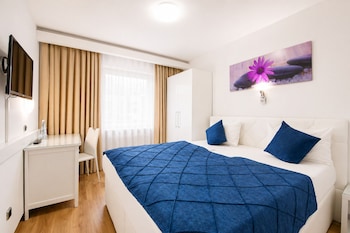 Economy Double or Twin Room