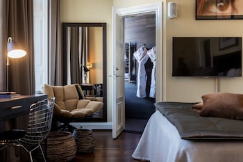 Medium Room