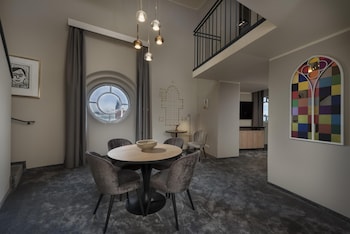 Duplex Suite