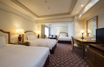 Premium Triple Room, Non Smoking (42sqm)