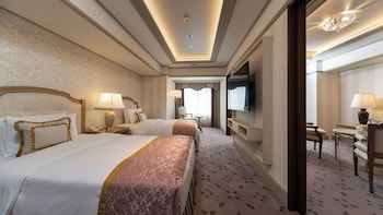 Suite Twin - Non-Smoking (West Facing 60 m²)