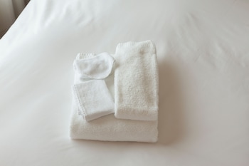 Suite Twin - Non-Smoking (West Facing 60 m²)