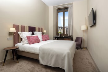 Standard Room, City View