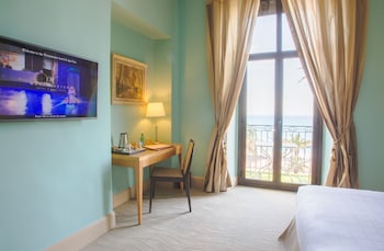 Superior Double or Twin Room, Sea View (Balcony)