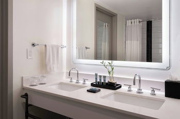 Superior Studio Suite, 1 Bedroom, Tower
