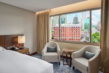 Deluxe Room, 1 King Bed