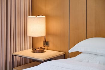 Executive Deluxe Room, 2 Twin Beds (Executive Lounge Access)