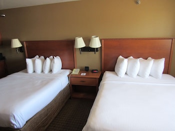 Room, 2 Queen Beds (Dining Table)