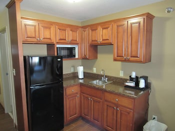 Room, 1 King Bed (Dining Table)