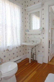 Room, 1 King Bed, Balcony (Ocean)