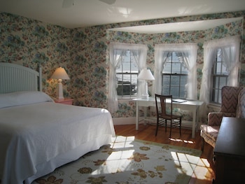 Grand Room, 1 King Bed (Ocean)