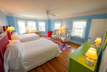 Grand Twin Room (Ocean, Two Queen)