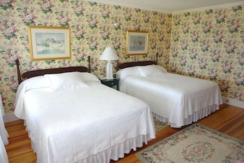 Grand Twin Room (Ocean, Two Queen)