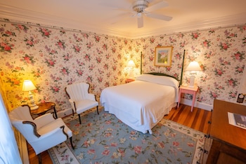 Room, 1 Queen Bed (Garden)