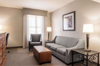 Suite, 2 Queen Beds (Sofa Sleeper, 2 Rooms)