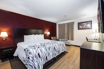 Deluxe Room, 1 King Bed (Smoke Free)