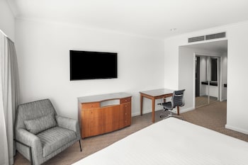 Suite, 1 King Bed