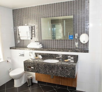 Suite, 1 King Bed, Non Smoking, Bathtub (Walk-in Shower;with Sofabed)